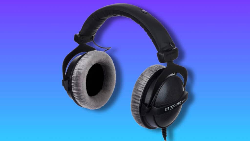DT-770 headphones